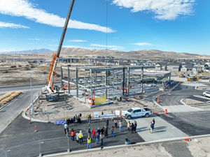In a historical fashion with a modern twist, The Children’s Center Utah hosted a “Topping Off” ceremony on Thursday, November 13th.