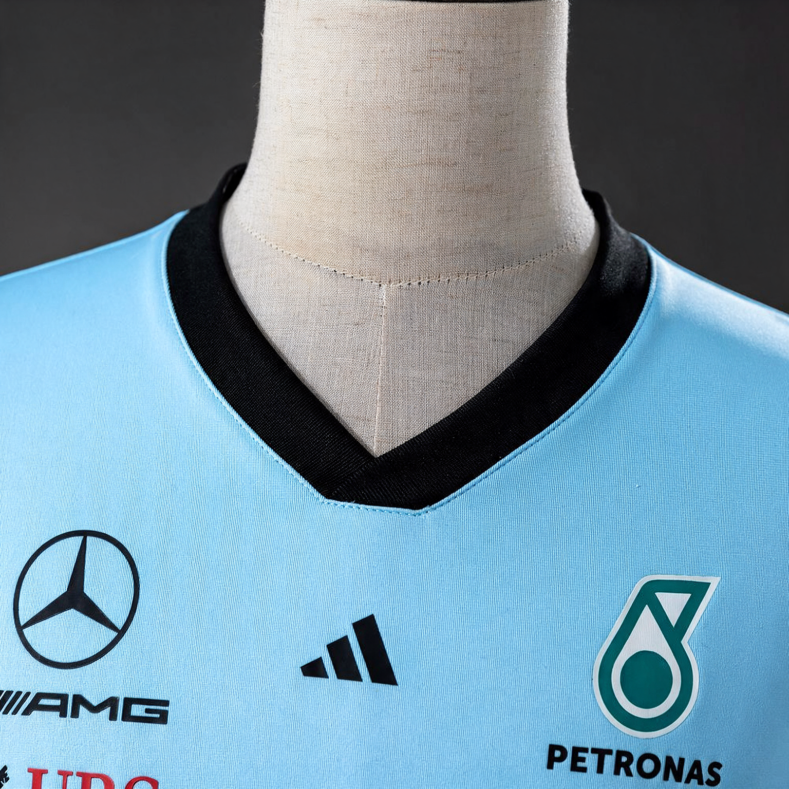 MERCEDES 2026 - Camiseta Adulto