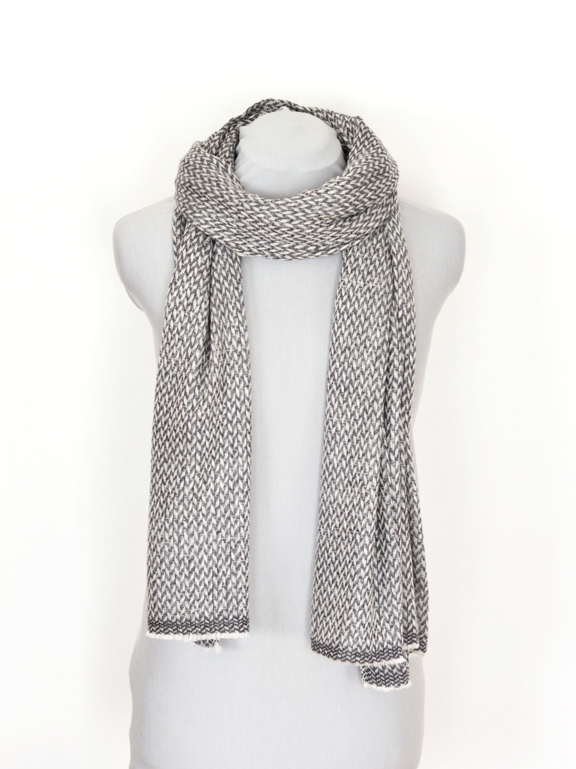 Pure Cashmere Knit Shawl - Mid Grey Herringbone