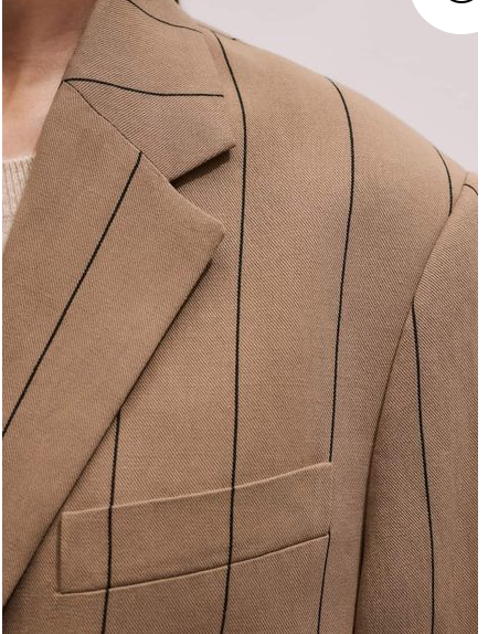 THE PERFECT BLAZAER FOR SPRING: MODERN, EFFORTLESS, AND WORTH GETTING RIGHT.