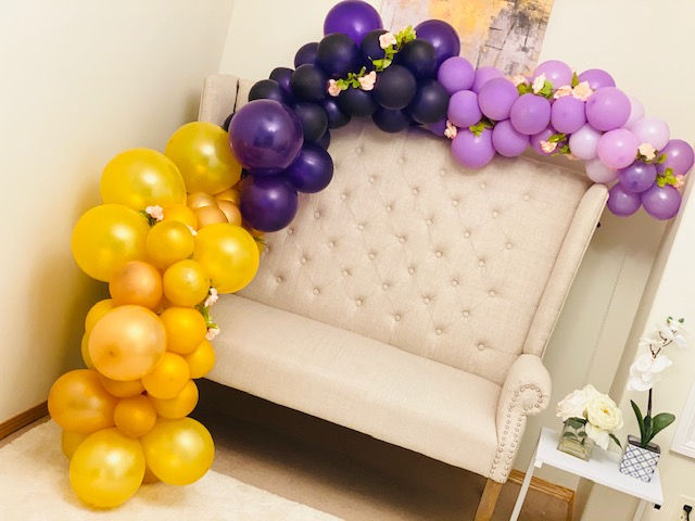 Thumbnail: Balloon Garlands and Bouquets