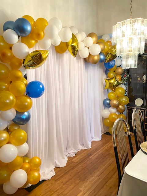 Thumbnail: Balloon Garland with Backdrop