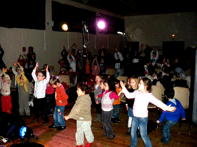 les-enfants-dansent.