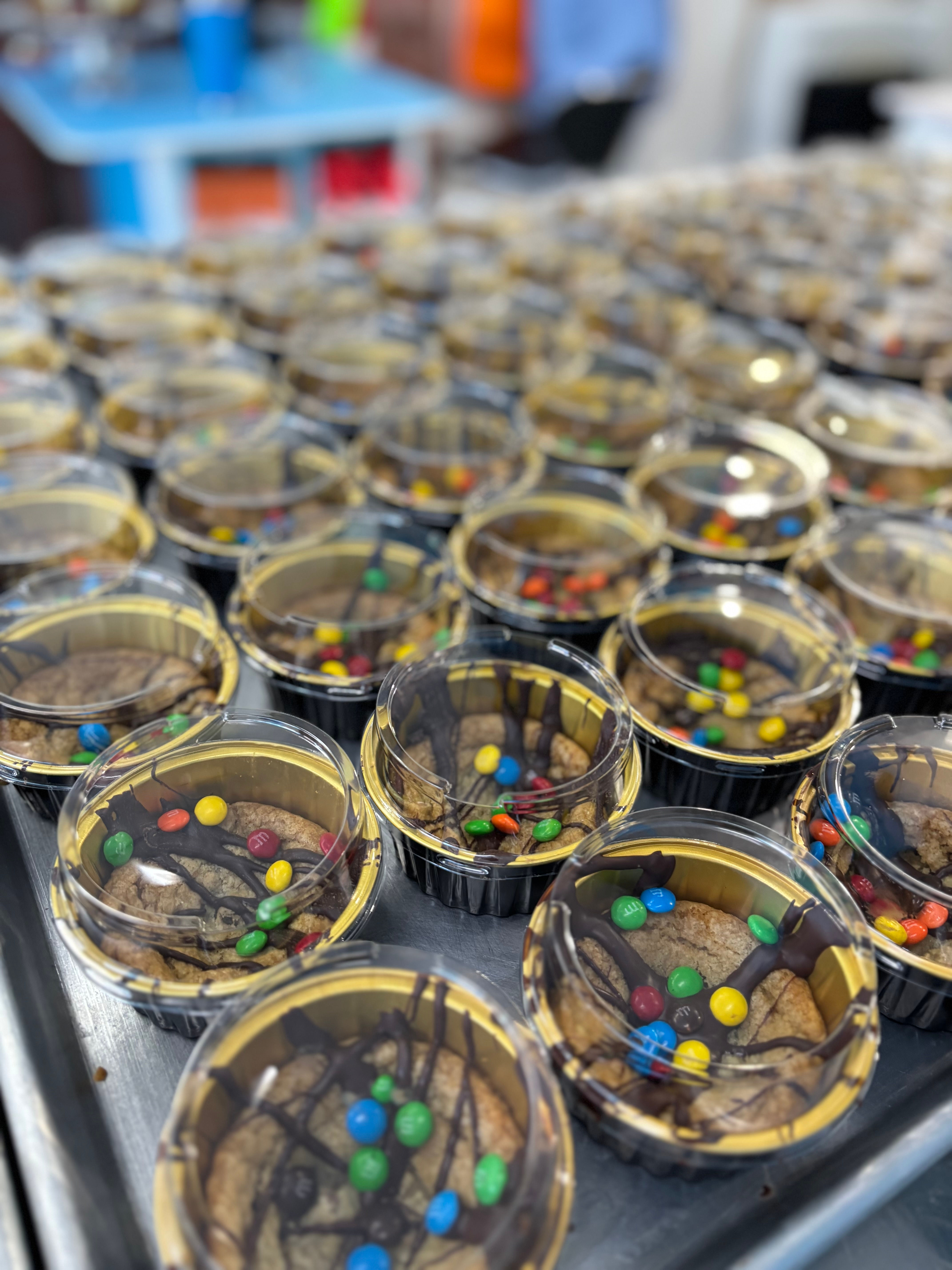 Box of 4 Mini Cookie Cakes