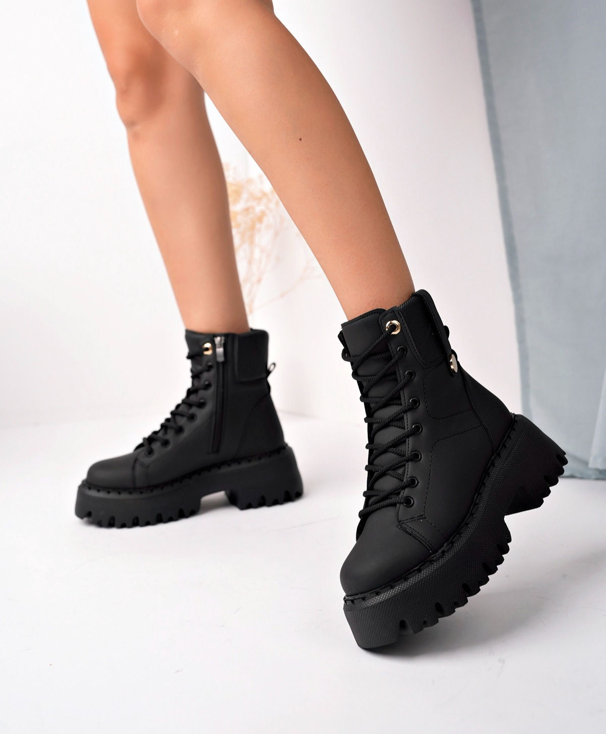 Kadın Siyah Rahat Fermuarlı Su  Soğuk Geçirmez Bot