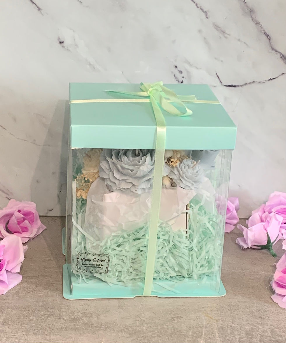 Thumbnail: LIGHT BLUE & WHITE ROSE CANDLE BOUQUET