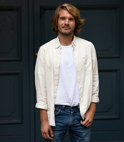 Julian 2040px-2633.jpg