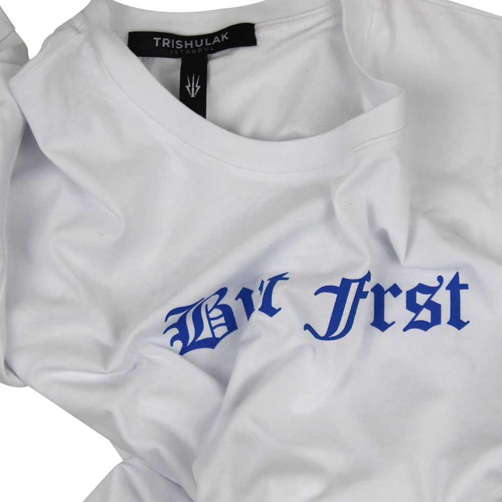 Küçük resim: Trishulak Kuş Detaylı Oversize Beyaz T-Shirt