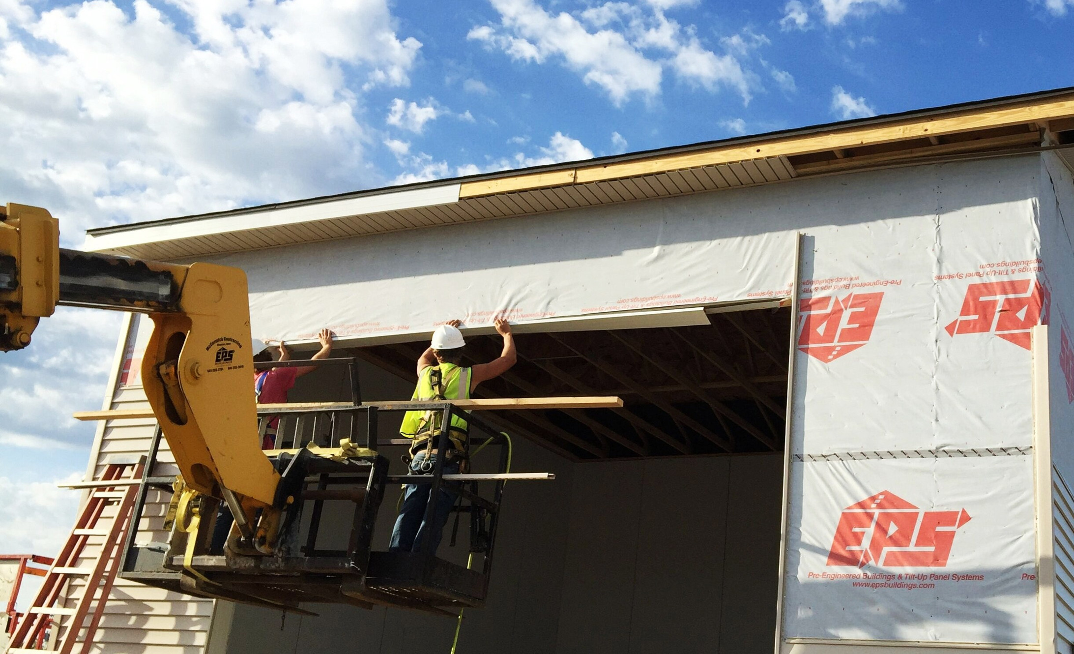 Bottom Ribbon Construction Commercial - Complete Construction | Blue Ribbon Builders