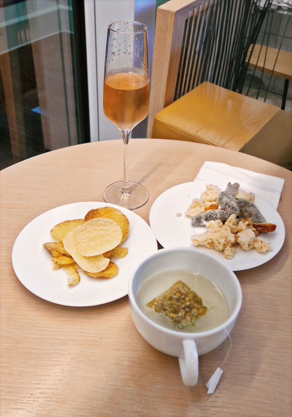 Lounge refreshments