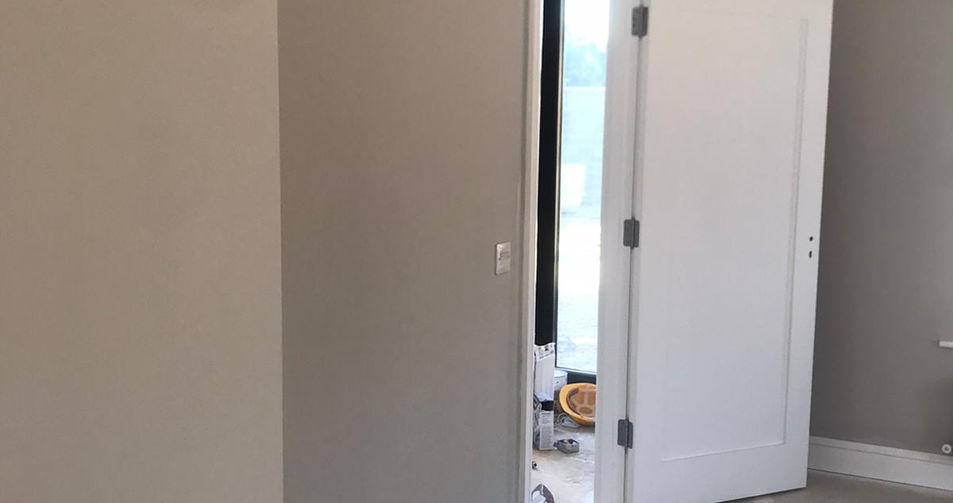 Wise Contractors Painting Interior of House Dublin (5).jpg