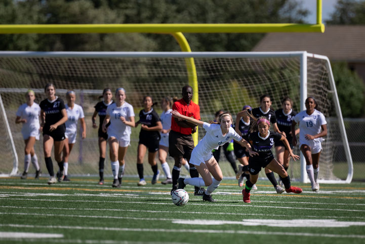 20210520_Varsity2021_20.jpeg