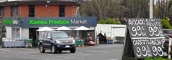 Roadside stalls on the way to Muriwai