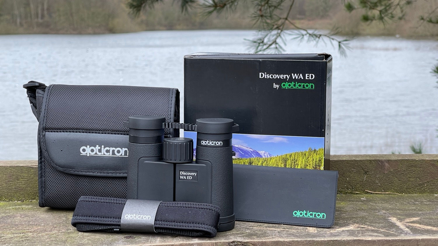 Discovery WA ED 10x32 Binoculars