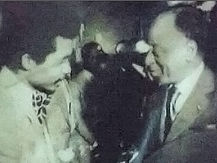 Événement marquant entre le Président Félix Houphouët-Boigny et Benoît Kamena Brown aux États-Unis en 1973.
