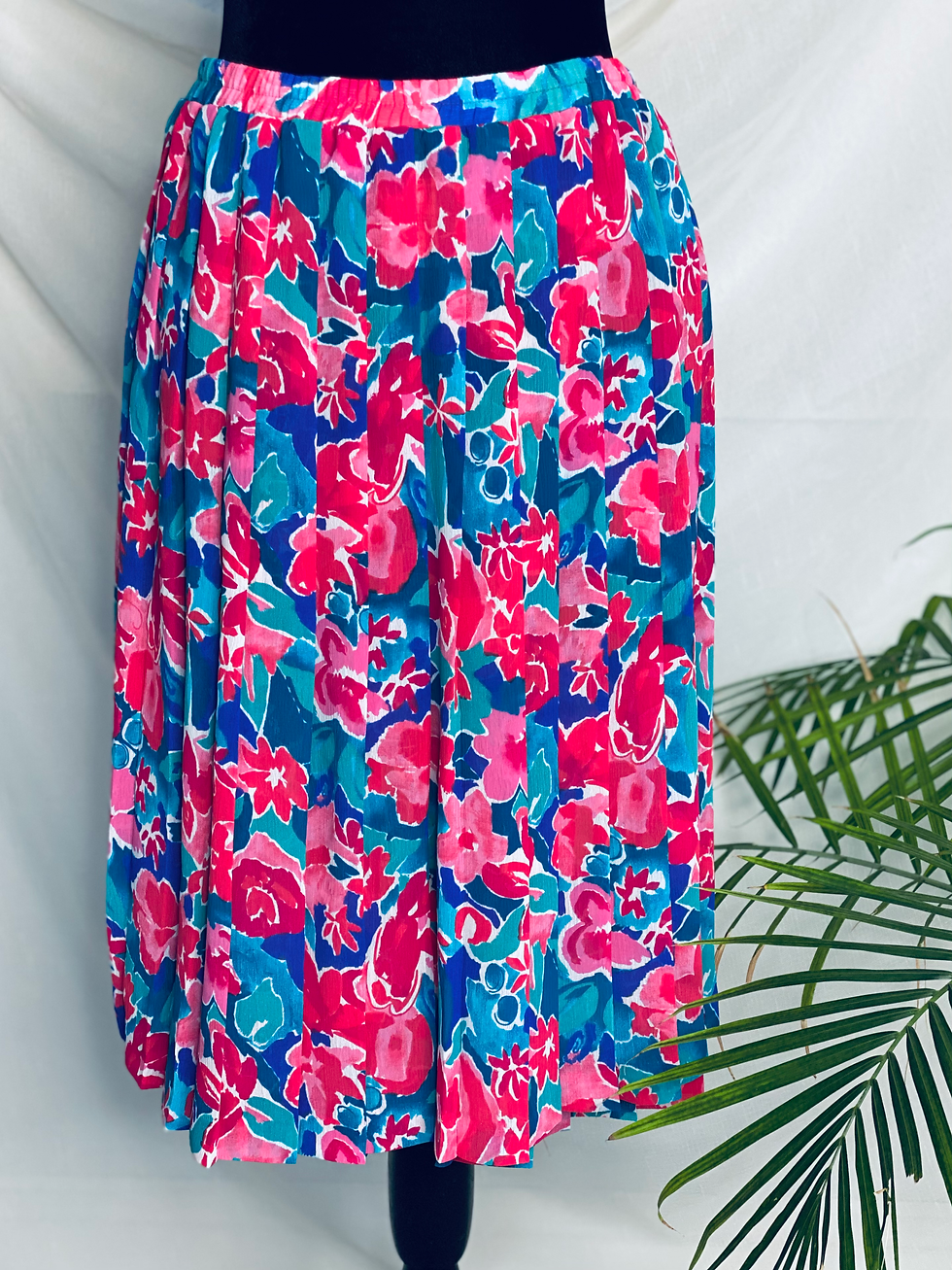 Vintage Pink and Teal Floral Pleated Skirt