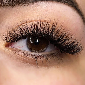 DelosBeauty’de uzun süre kalıcılığa sahip ipek volume kirpikler