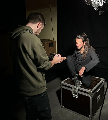 Coxay Production, sur un tournage, filmant un danseur