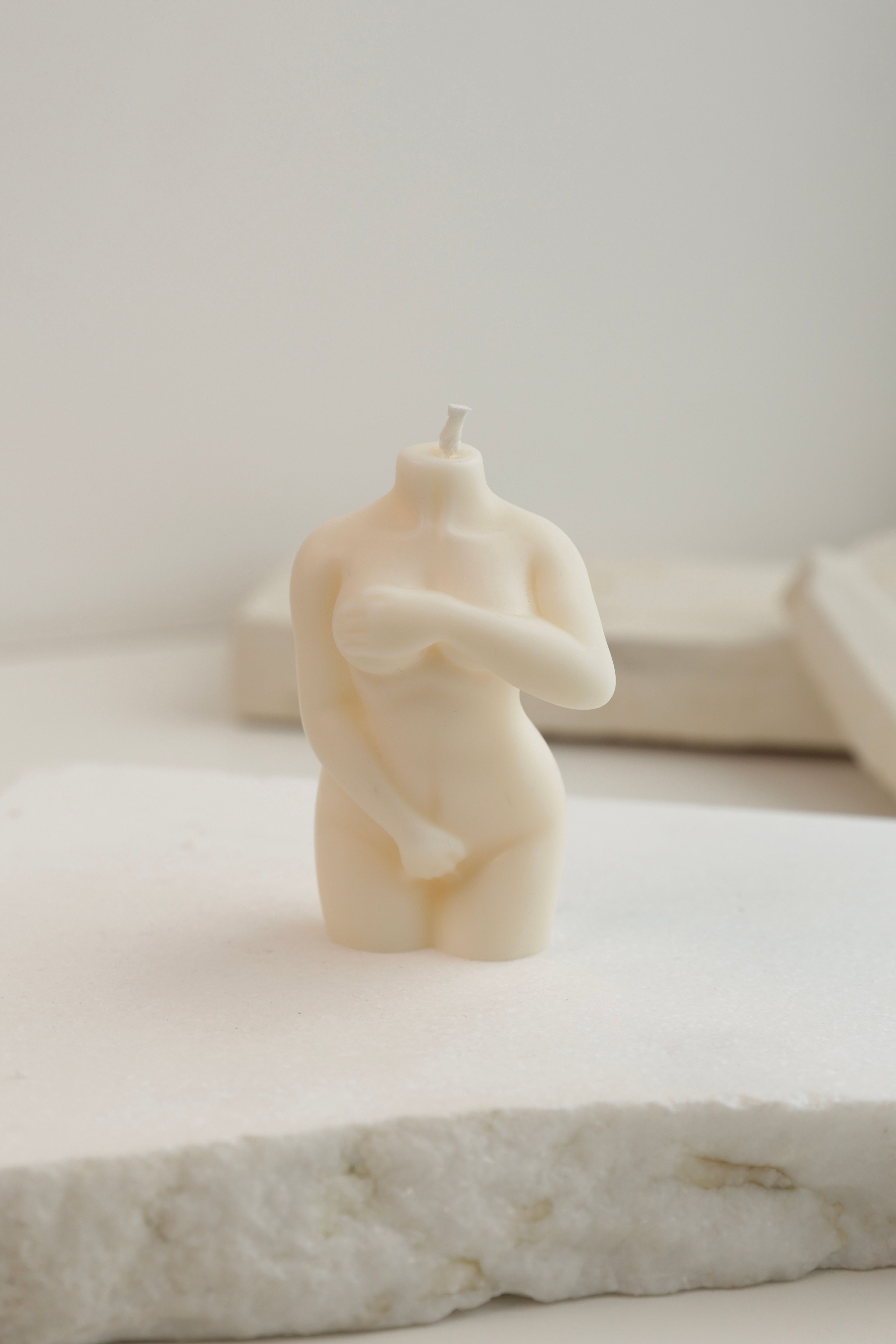 Силует дівчини 