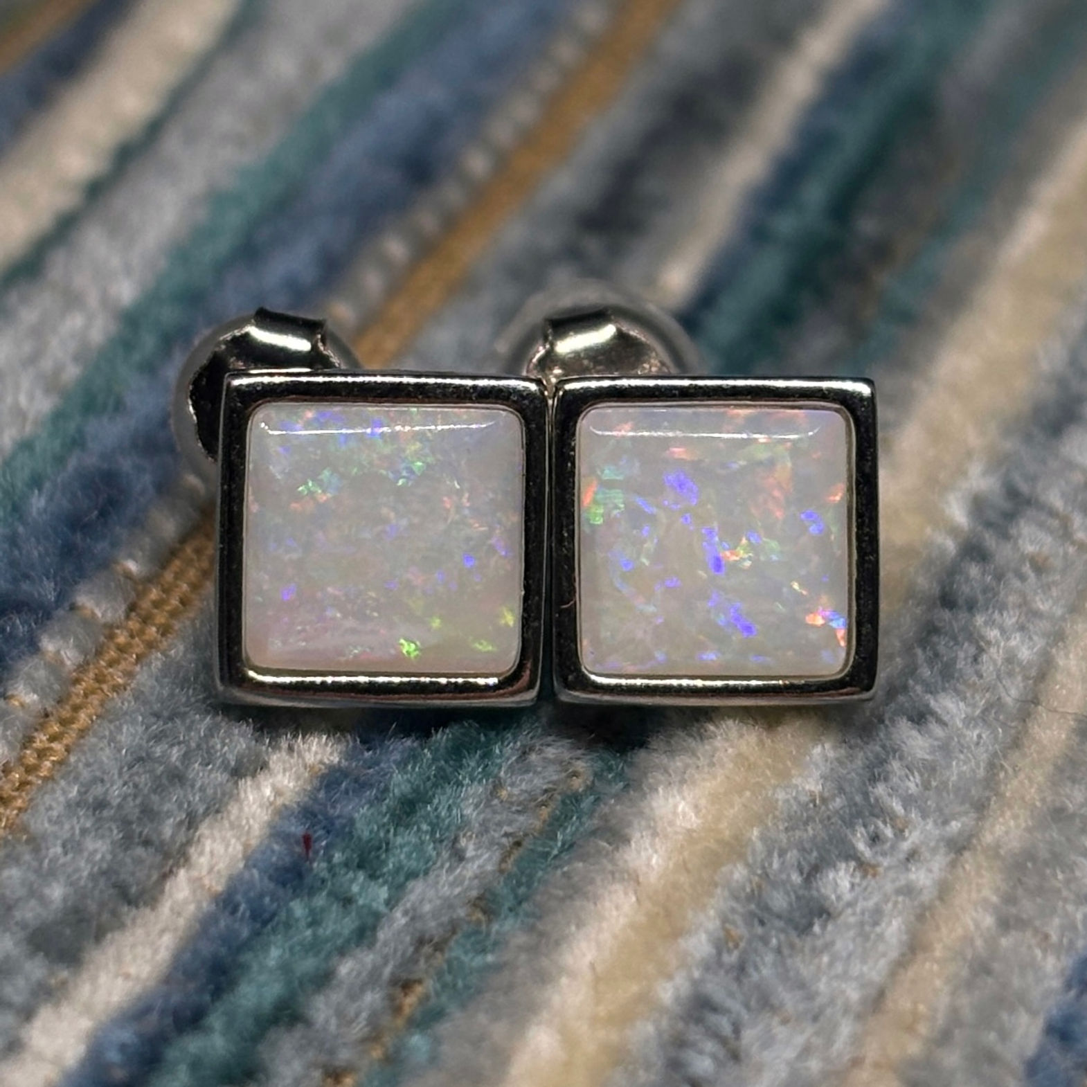 Sparkling .925 Sterling Silver Square Lambina Opal Earrings