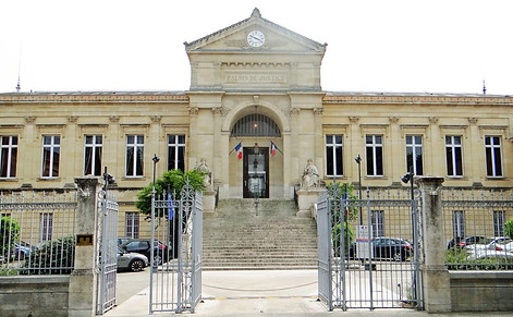 palais_de_justice_dagen_-2.jpg