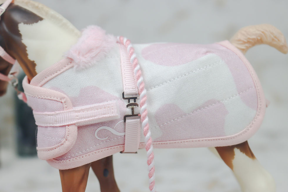 Thumbnail: Strawberry Calf - Traditional Scale Foal Blanket Set