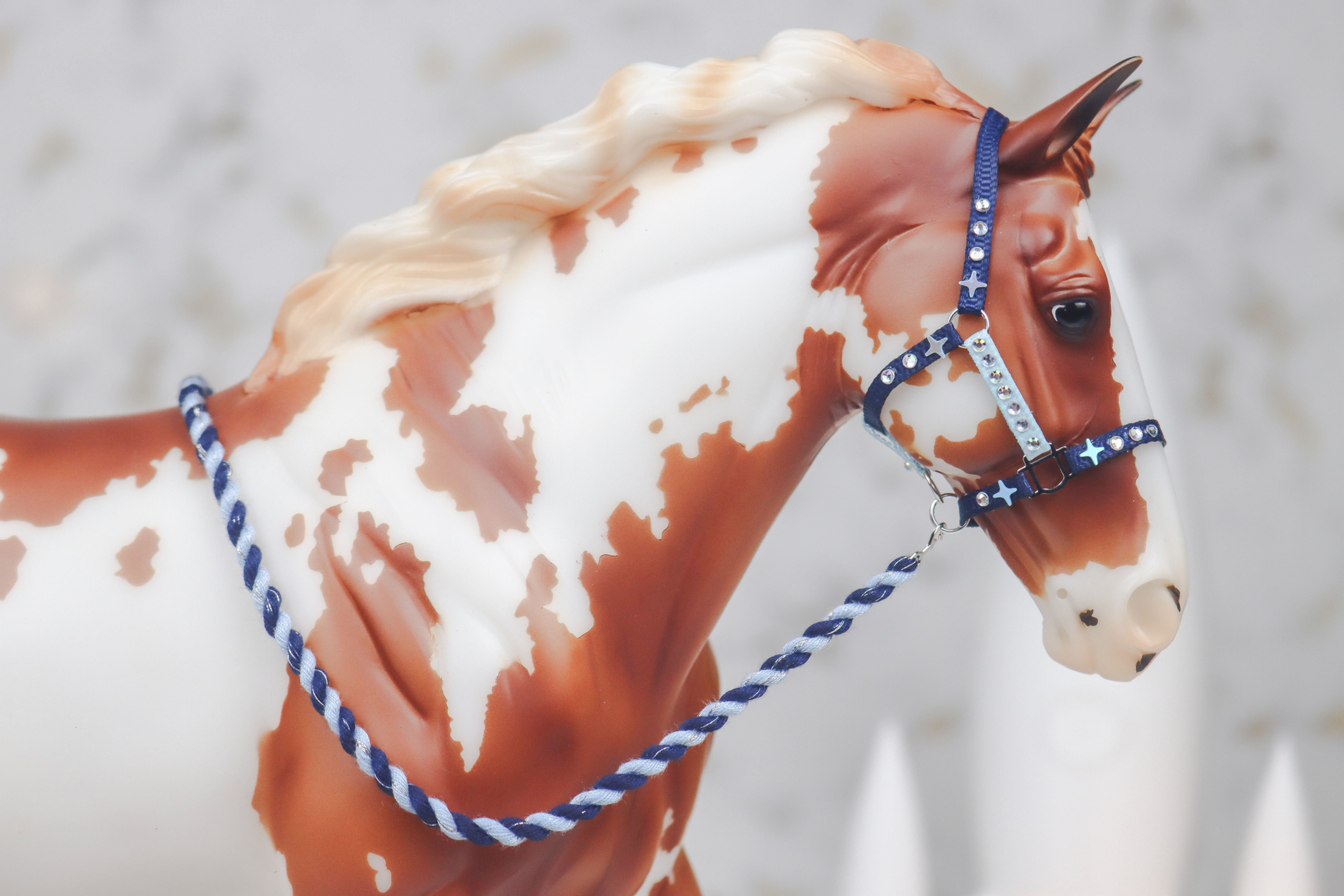 Satellite - Traditional Scale Halter Set
