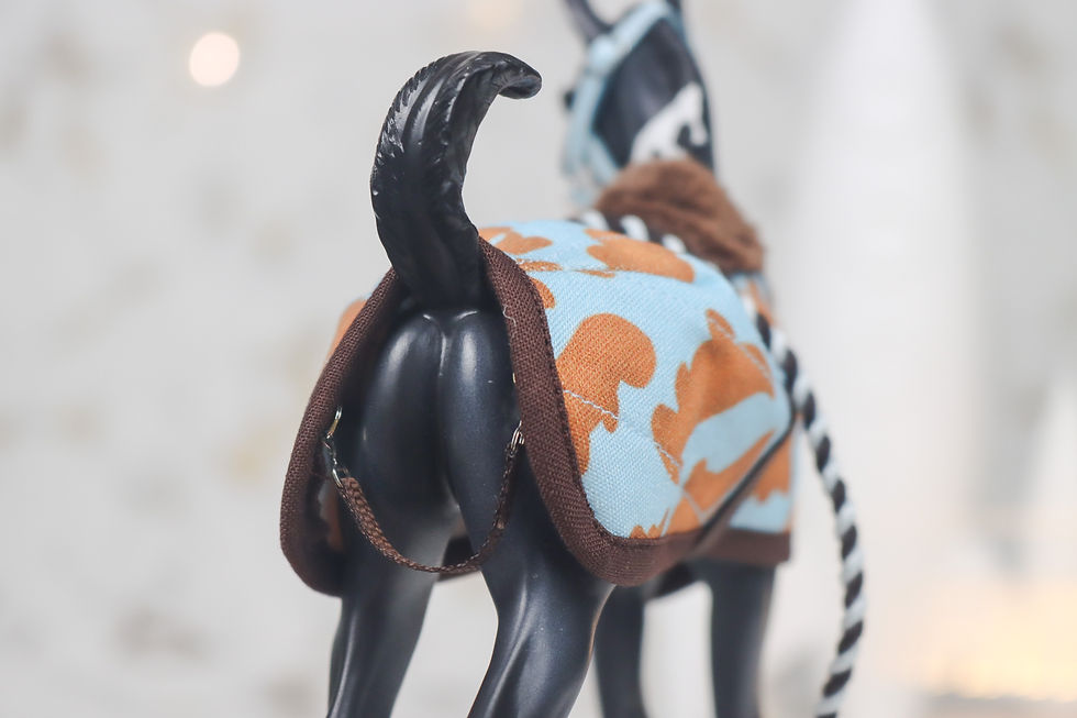 Thumbnail: Jurassic Snacks - Traditional Scale Foal Blanket Set