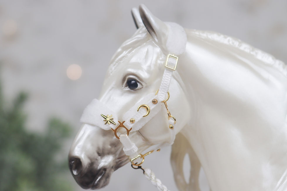 Thumbnail: Milky Way - Traditional Scale Fleece Halter Set