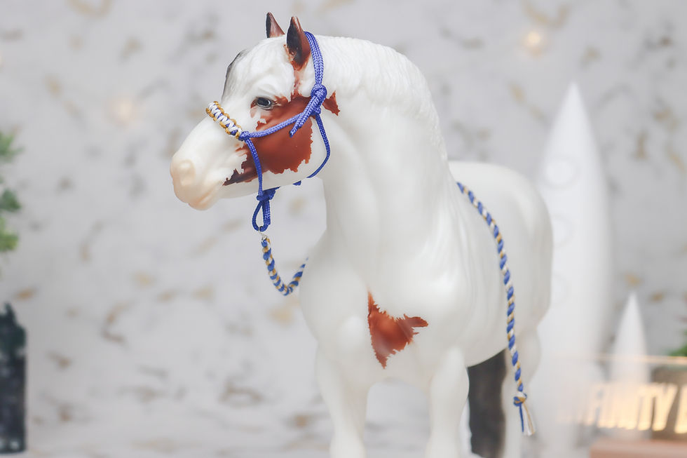 Thumbnail: Plastic Pony Club - Traditional Scale Rope Halter Set