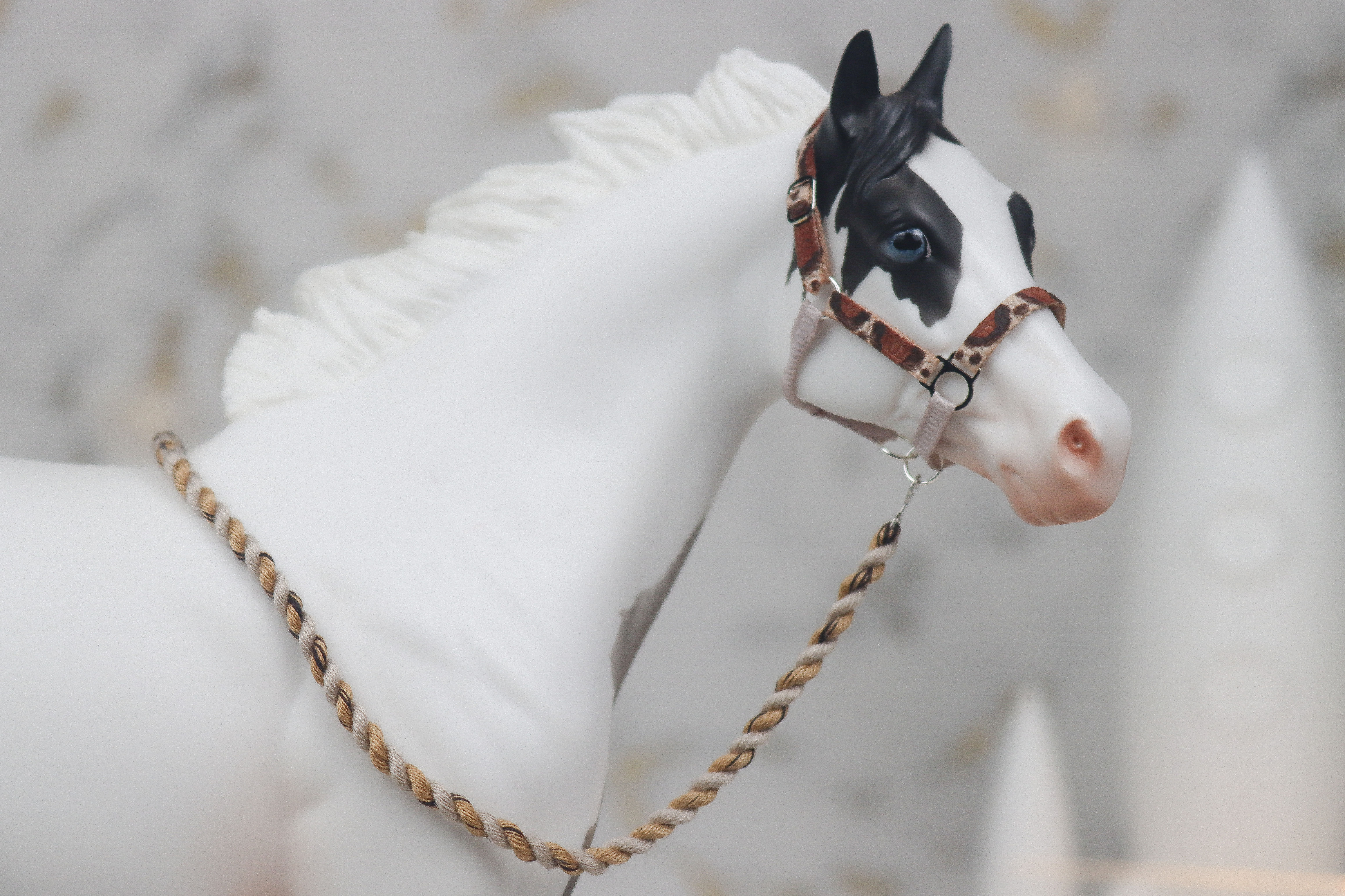 Leopard Shark - Traditional Scale Deluxe Painted Halter Set