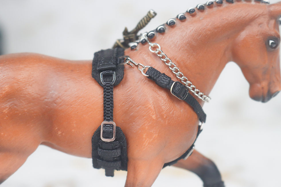 Thumbnail: Freelancer - Schleich Horse Costume Set