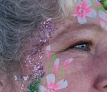 Glitter Bar (and face painting)