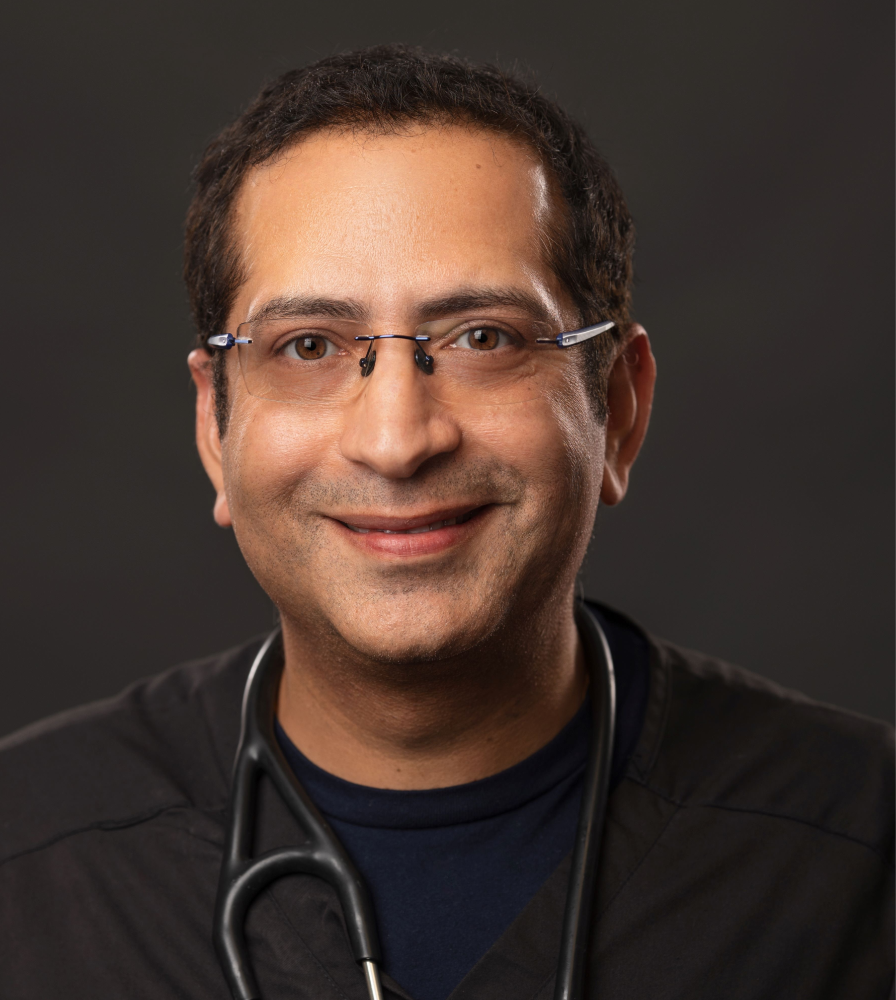 Robin Arora MD Profile Pic 2025_edited.png