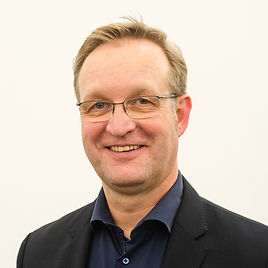 Dirk Abels 6 x 6.jpg