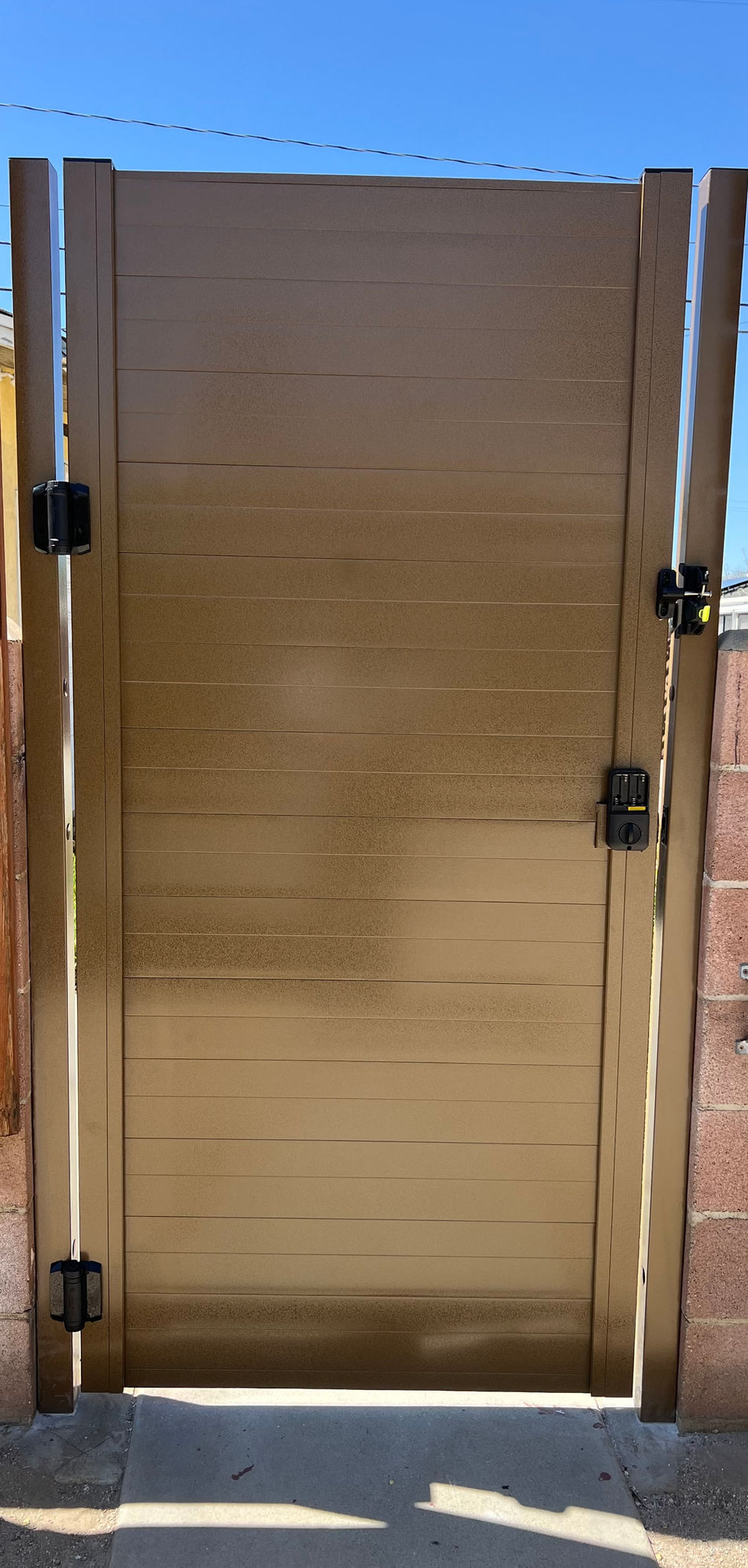 Aluminum Gate