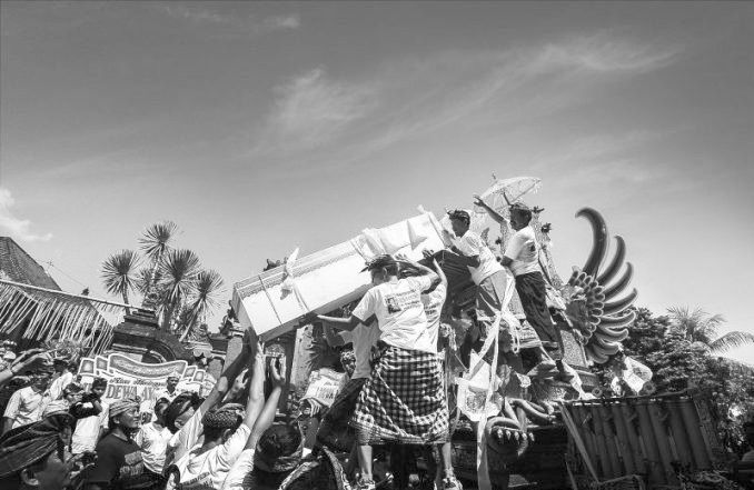 https://lenteramata.com/upacara-adat-bali/