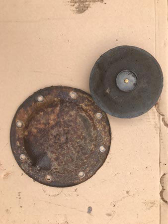 6351 David Brown 990 implematic hydraulic oil filter housing