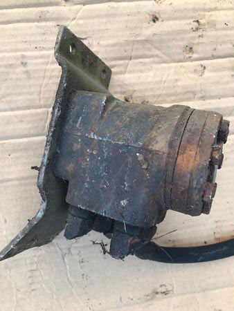 Massey Ferguson 500 series orbital steering unit