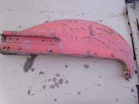 Allis Chalmers C Mudguard & Support