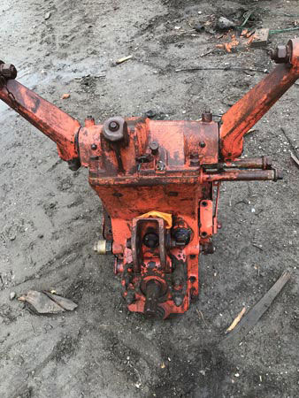 Nuffield 10/60 Hydraulic Cover