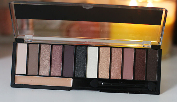 Paleta de 12 Sombras Ruby Rose Natural