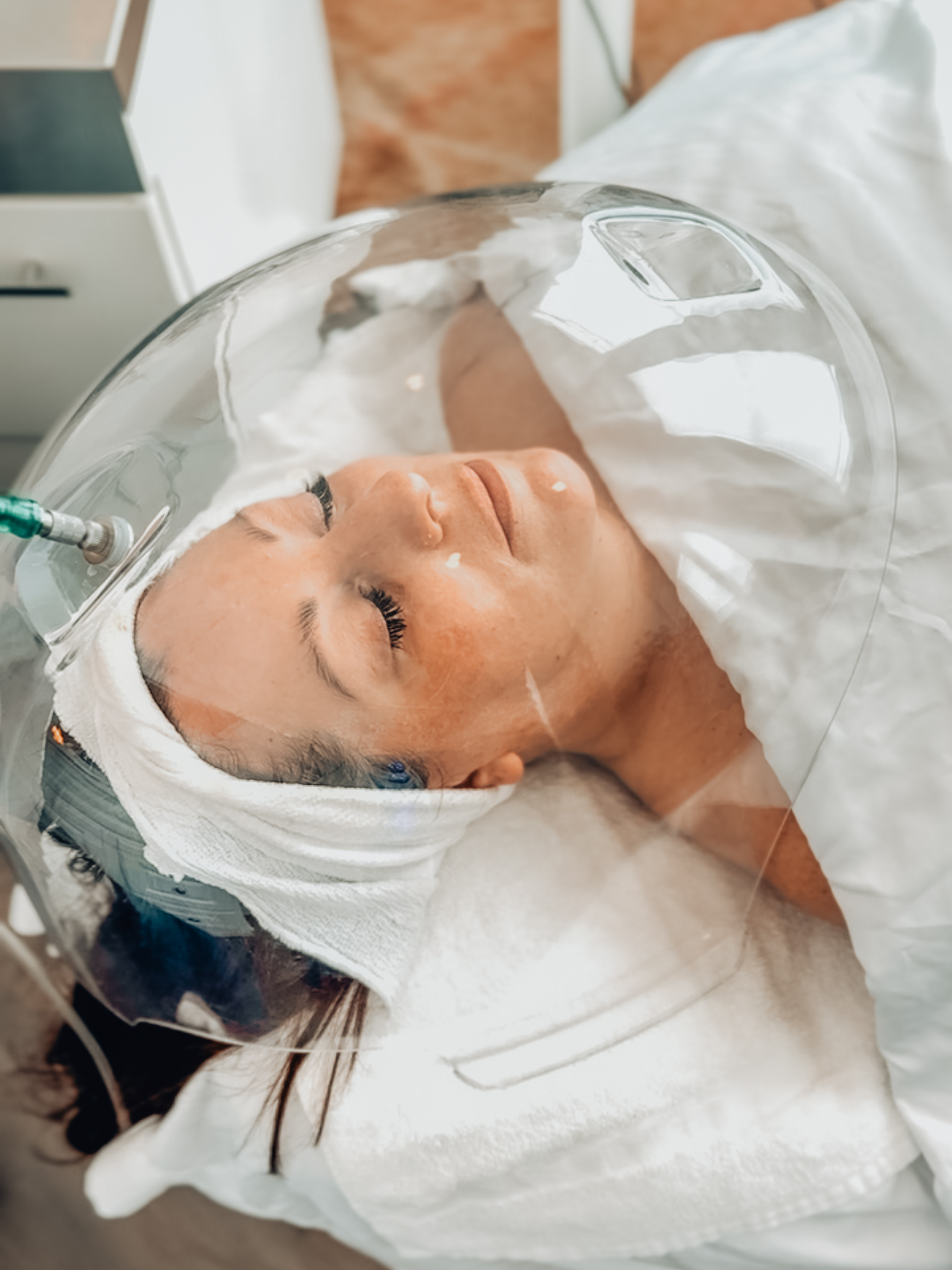 Oxygen mask facial(1).jpg