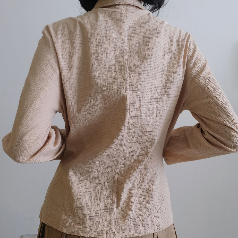 Hình thu nhỏ: THE JACKET