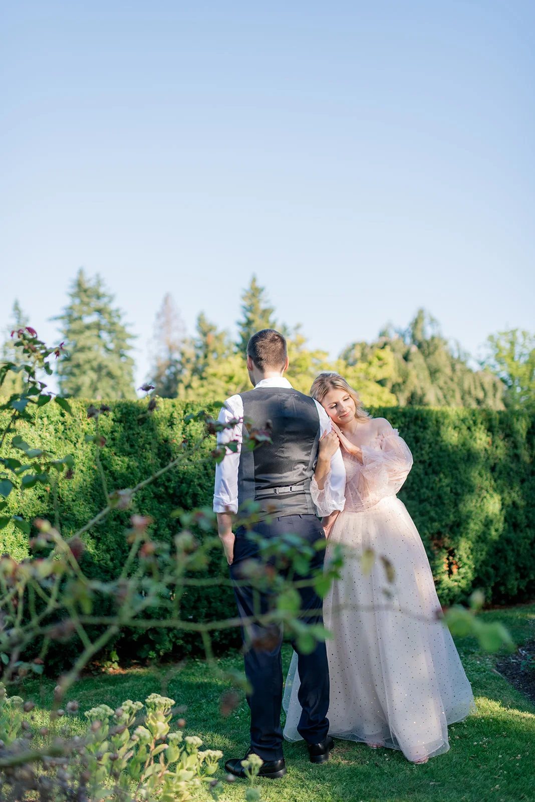 VanDusen Botanical Garden Engagement Photos