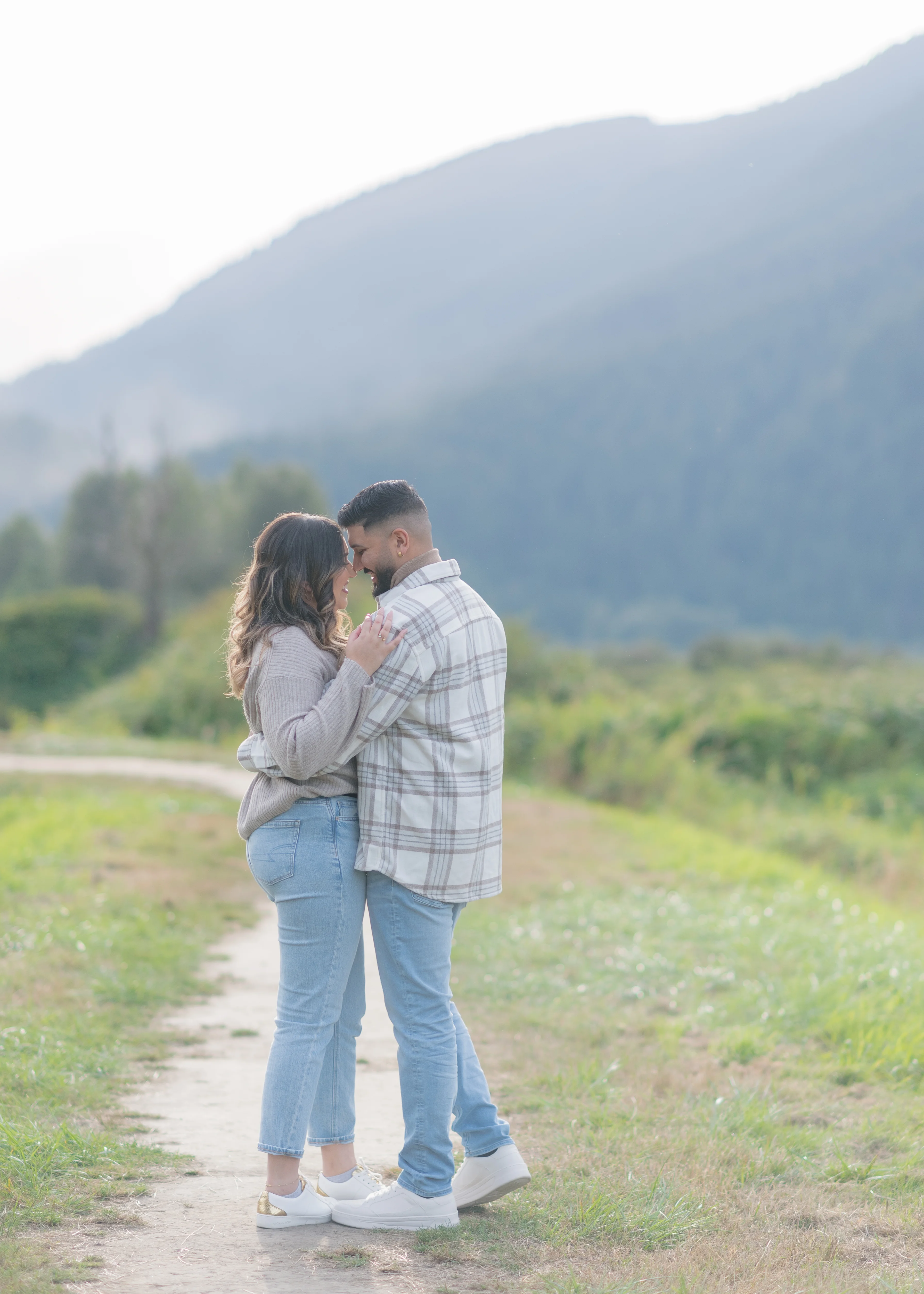 pitt lake pitt meadows fall engagement photoshoot