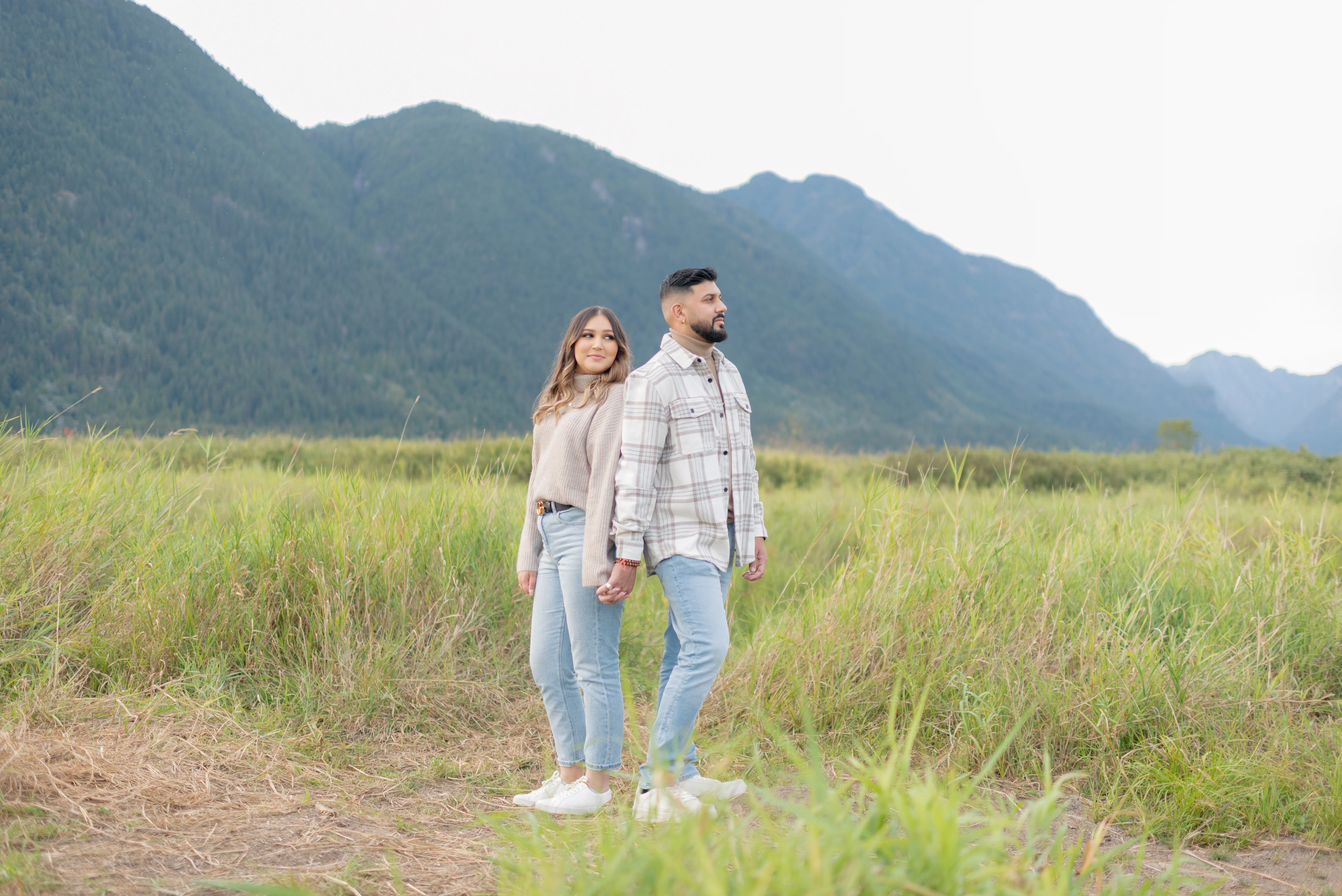 pitt lake pitt meadows fall engagement photoshoot