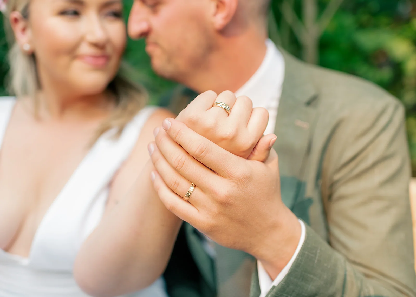 Vancouver small wedding photographer