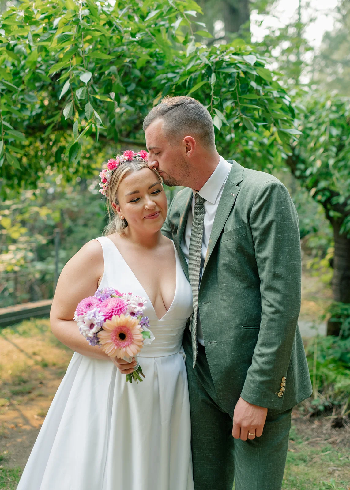 Vancouver small wedding photographer