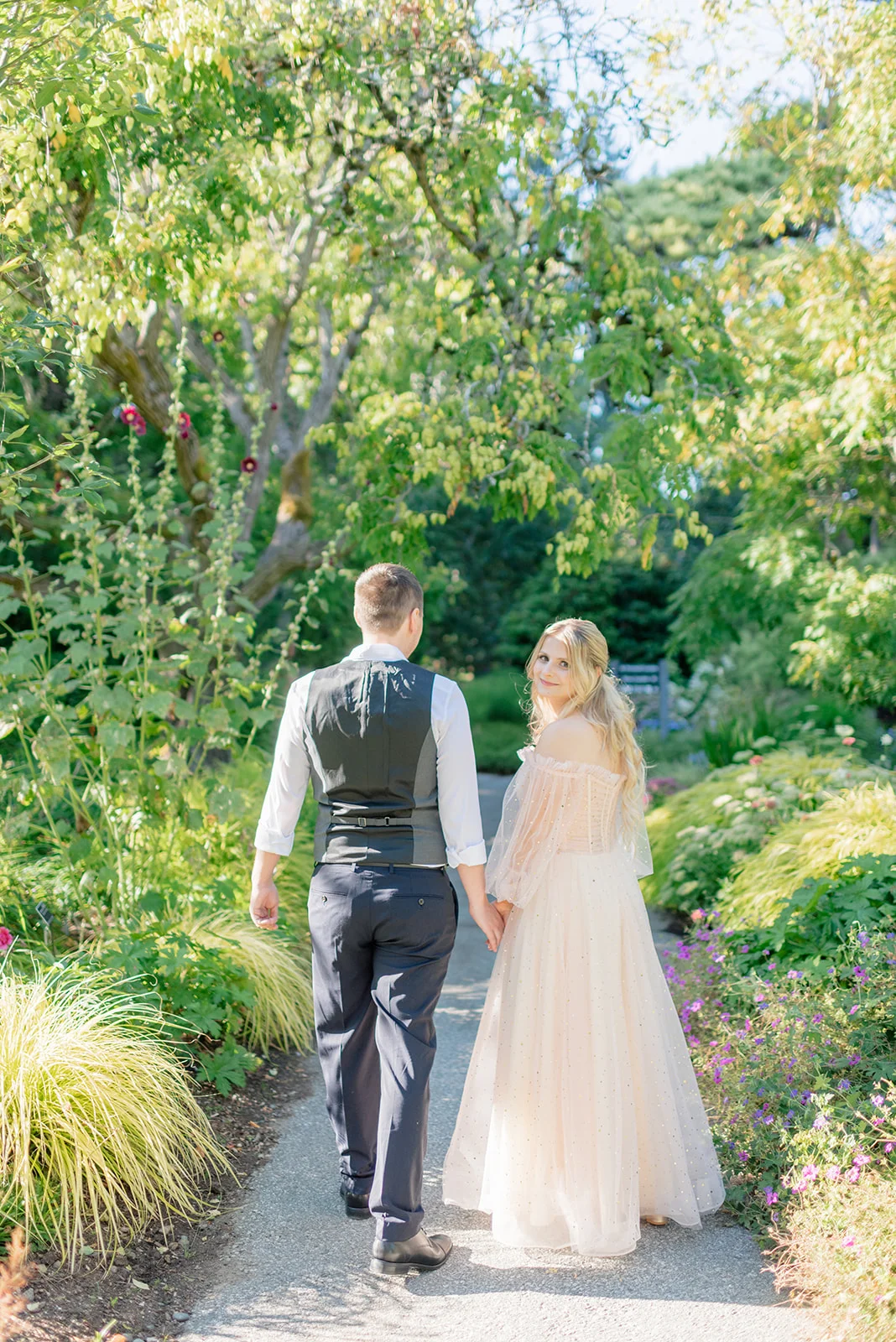 van dusen engagement photos
